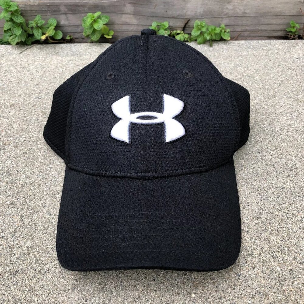 UNDER ARMOUR Mesh Fitted Hat Men's M/L Black Logo Cap Baseball​​​
